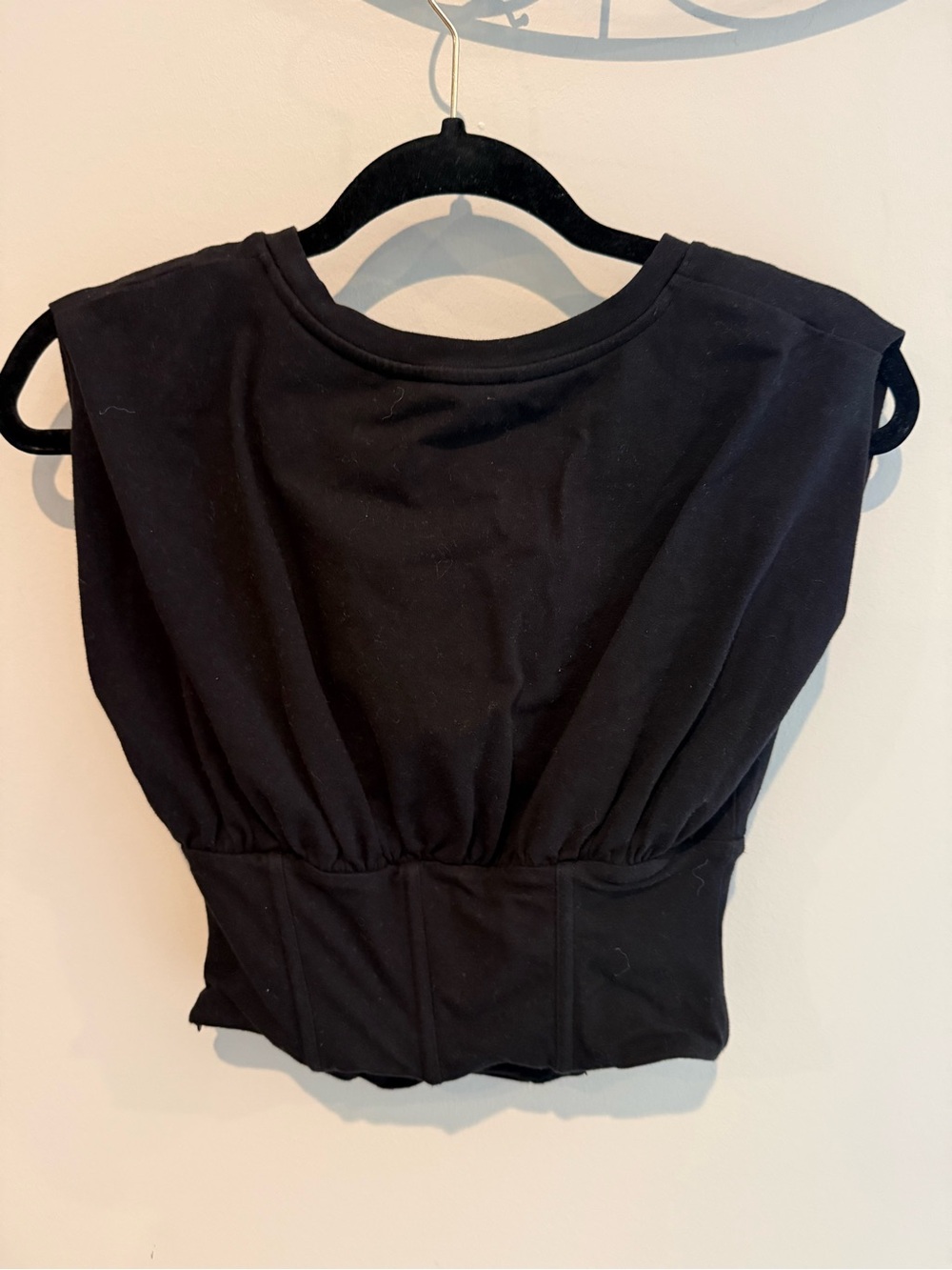 Good American Sleeveless Corset Top in Black001 - Picture 6 of 7